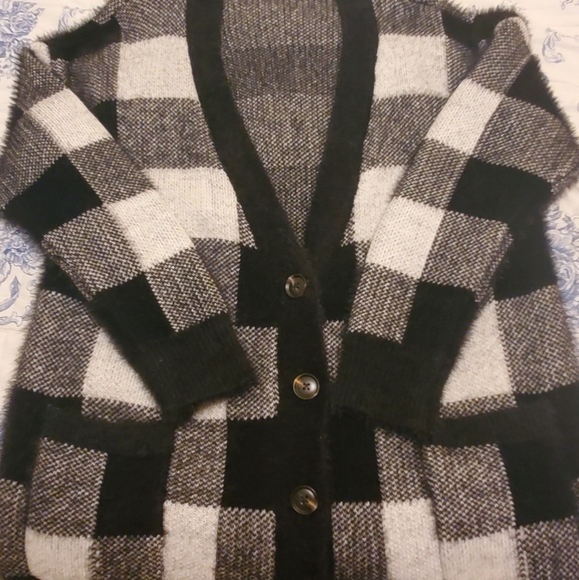 Kayla's Armoire Black and White Cardigan - Picture 1 of 2